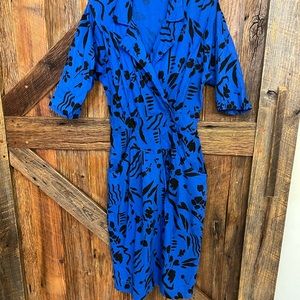 Vintage 1980s dress with shoulder pads, button waist, blue with black flowers